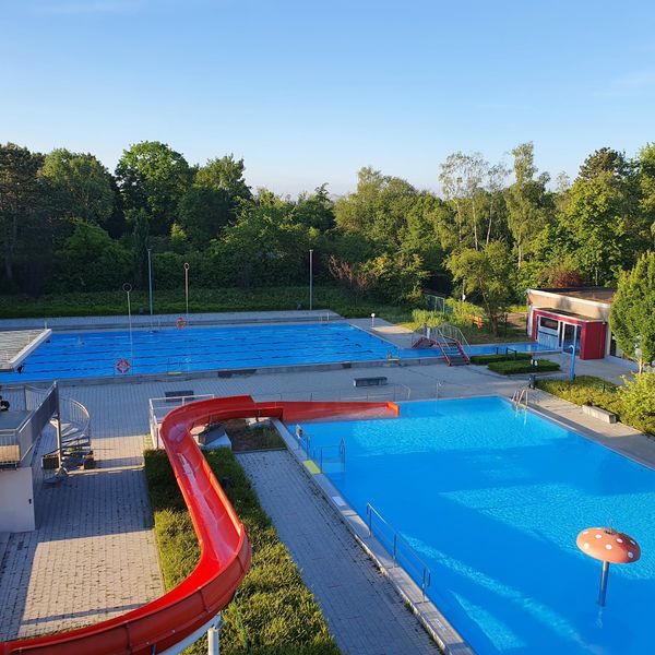 Sommerspaß für die ganze Familie im Freibad