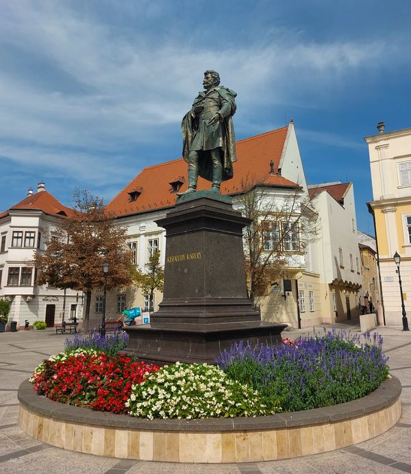 Die beeindruckende Karmeliterkirche in Gyor