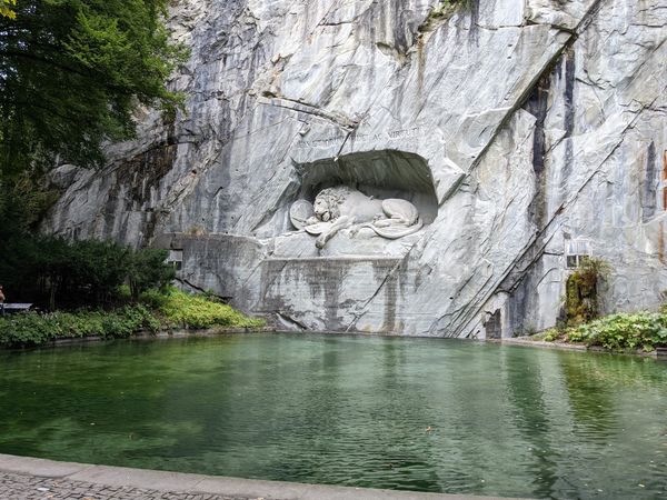 Bewegendes Denkmal mit tiefer Geschichte