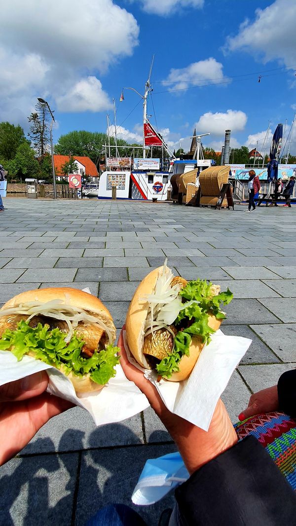 Fischmarkt-Fiesta am Hafen