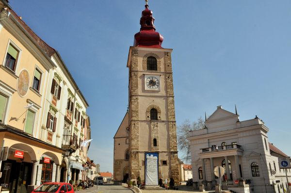 Ikone Ptuj's mit Zwiebeldach