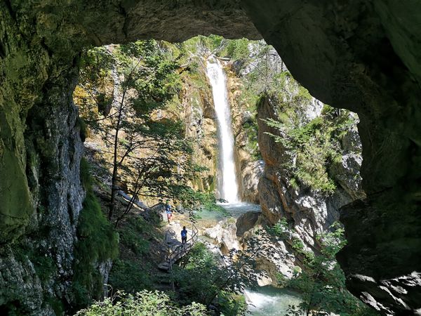 Naturwunder in wilder Schlucht