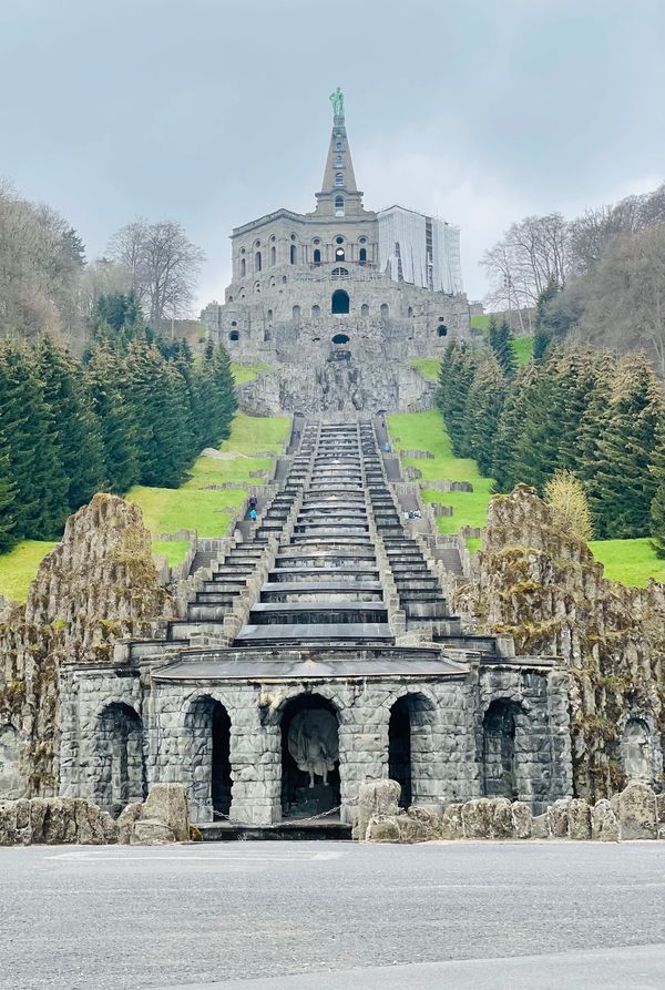 Monumentaler Blick über Kassel