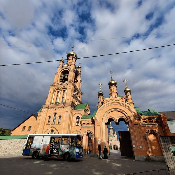 Entspannen & Entdecken in Kyivs grüner Oase