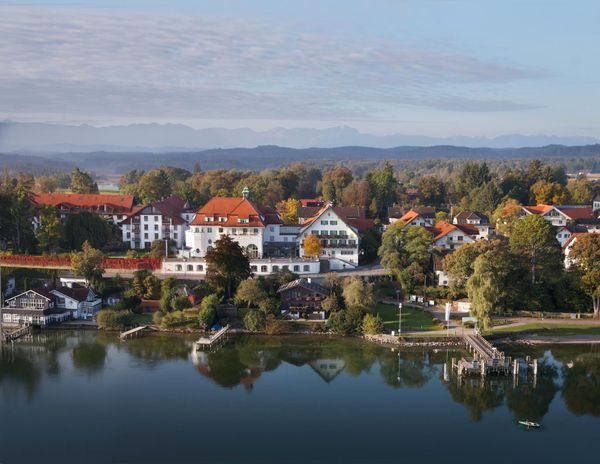 Genießen Sie feine Speisen direkt am Wasser