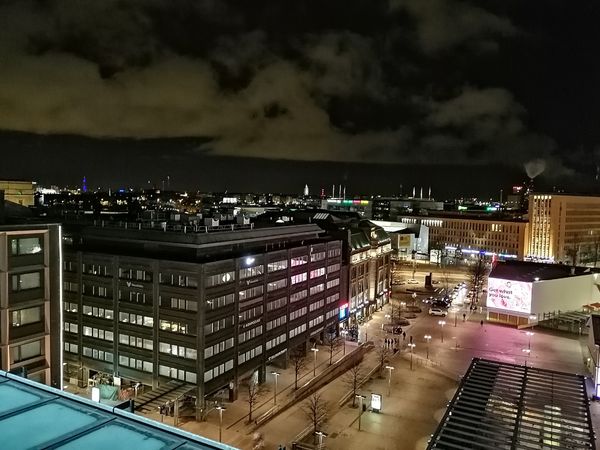 Tanzen mit Blick über Helsinki