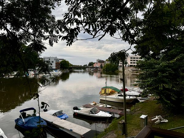 Historischer Biergarten auf der Insel