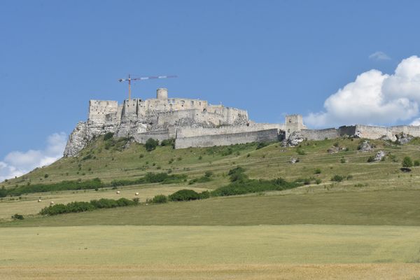 Eines der größten Burgen Europas entdecken