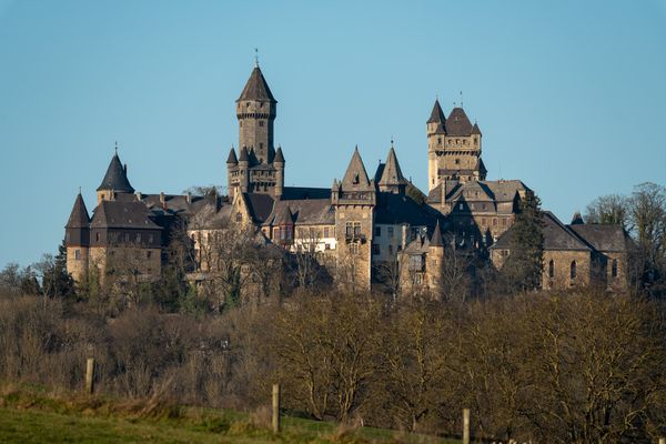 Märchenschloss mit atemberaubender Aussicht