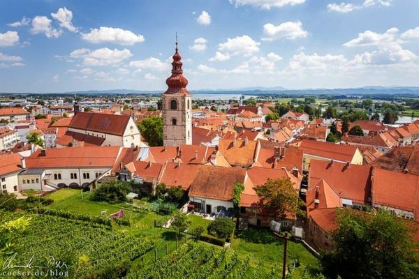 Reise durch die Zeit in der ältesten Stadt