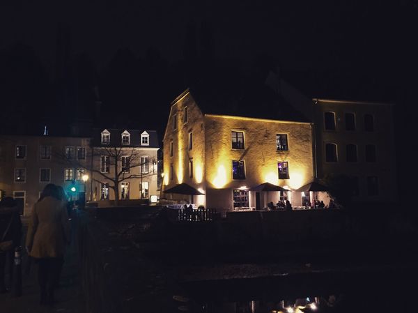 Feierabendbier mit Blick aufs Wasser