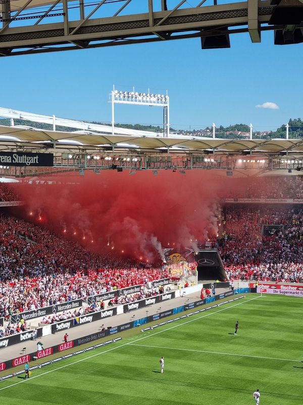 Heimat des VfB Stuttgart erkunden