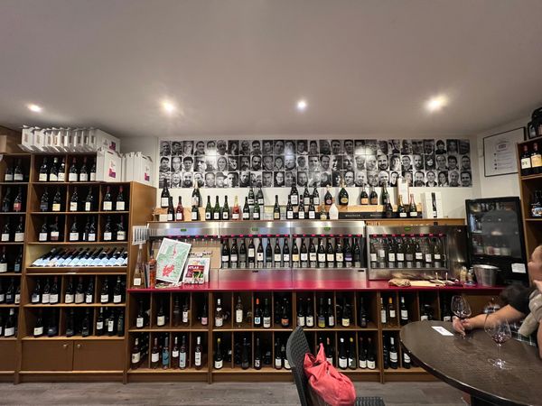 Weinprobe in gemütlicher Atmosphäre