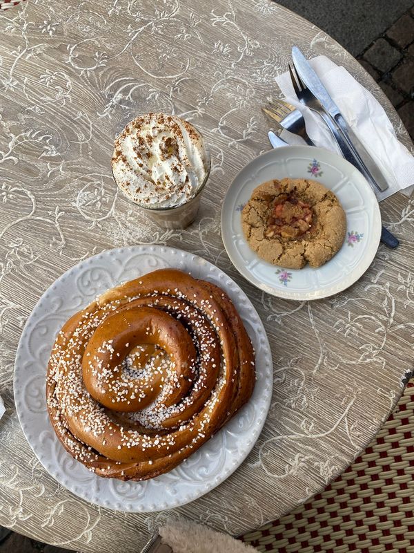Gigantische Kanelbullar erleben