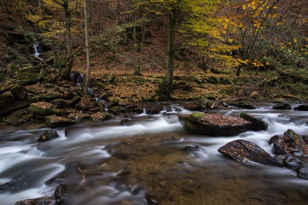 Wandern in der mystischen Klamm