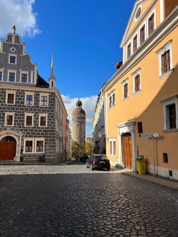 Moderne Küche in historischem Gemäuer