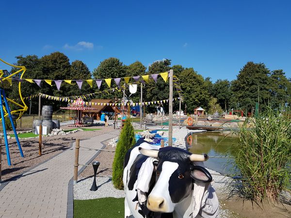 Abenteuer-Minigolf für die ganze Familie
