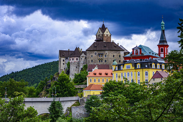 Mittelalterliche Burg mit reicher Geschichte