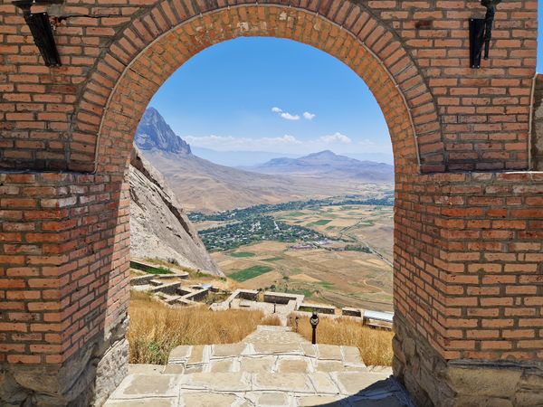 Entdecke das 'Macchu Picchu' von Aserbaidschan