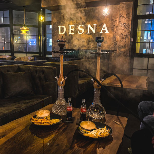 Entspannte Shisha-Abende in modernem Ambiente