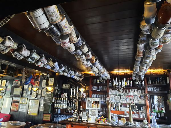 Uriges Flair im Dorfkrug 'Zum Klausner'