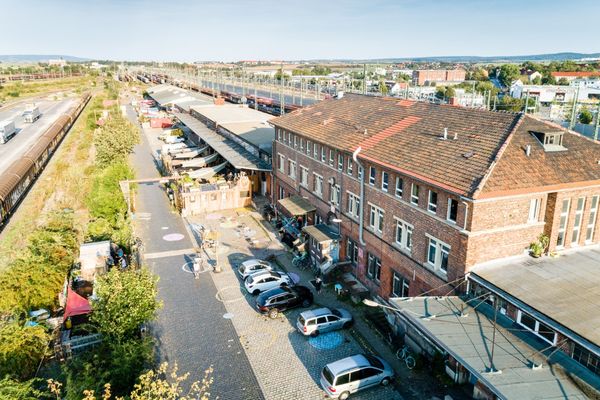 Kreative Vibes im alten Bahnhof