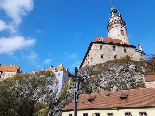 Majestätisches Schloss mit atemberaubender Aussicht