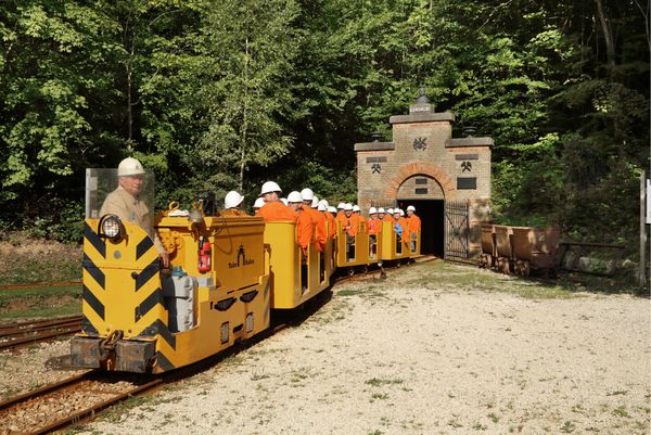 Unterirdische Zeitreise in die Bergwerksgeschichte