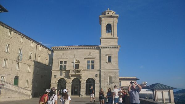 Bezaubernder Platz mit historischer Bedeutung