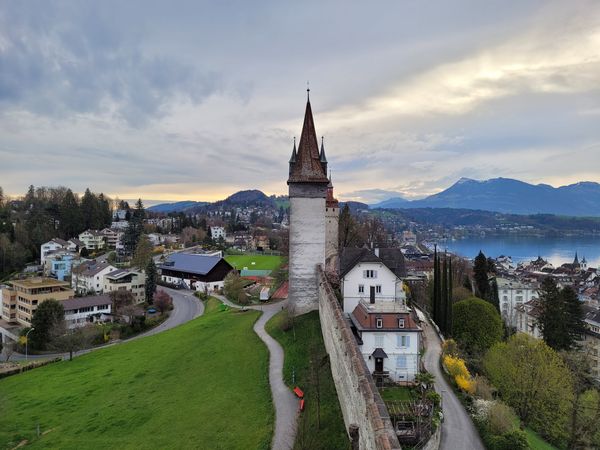 Mittelalterliche Mauern mit Aussicht