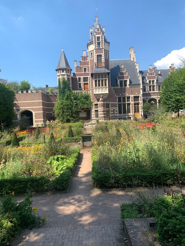 Historischer Tierpark mitten in der Stadt