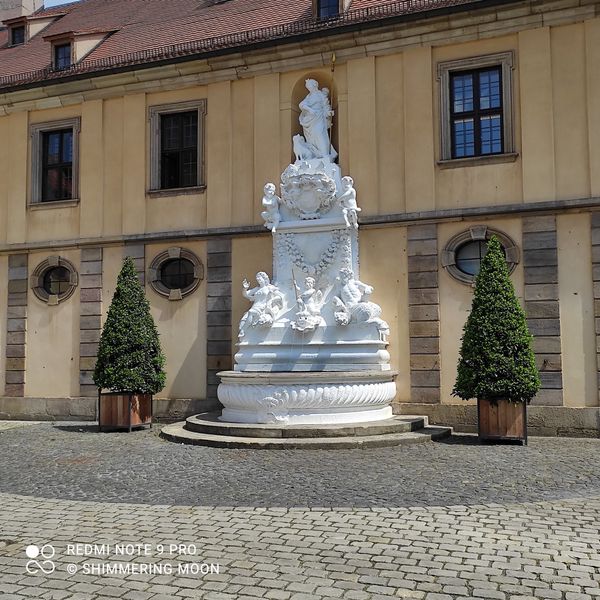 Bühnen-Zauber in historischem Ambiente