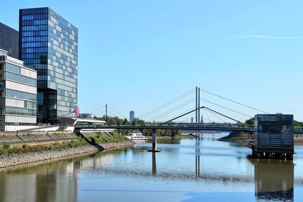 Moderne Architektur und Kulinarik am Wasser