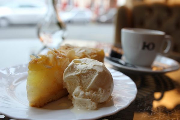 Genieße hausgemachten Kuchen wie bei Omi