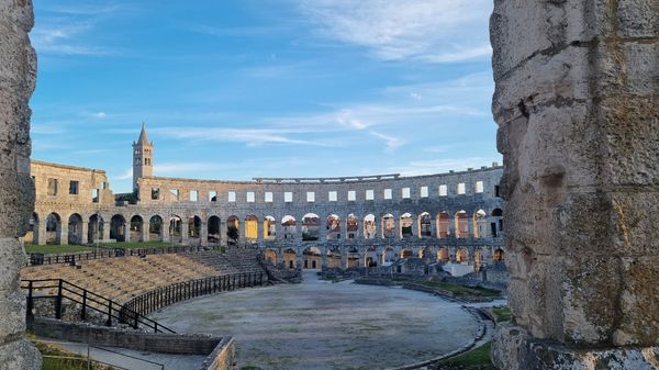 Gladiatorenkämpfe und Konzerte