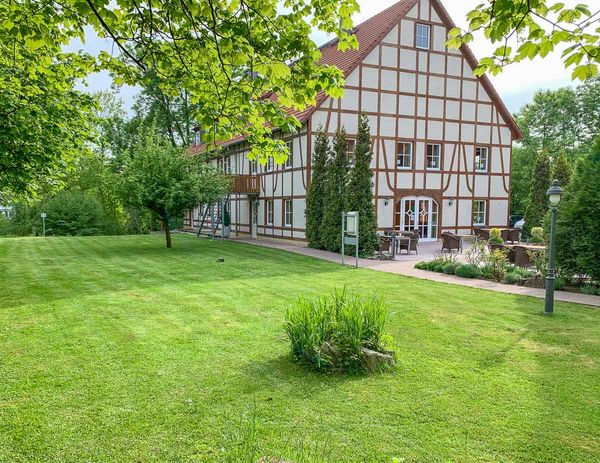 Ländliches Ambiente mit moderner Küche