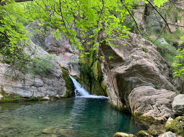 Verstecktes Paradies in den Bergen