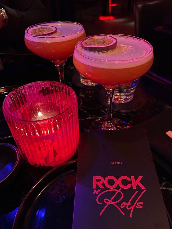 Cocktails mit Showeinlagen
