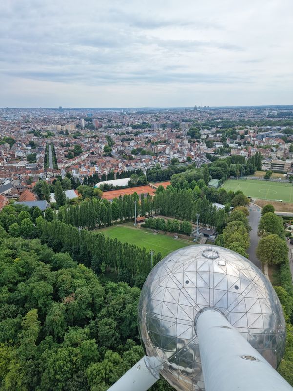 Einzigartige Atomstruktur zum Erkunden