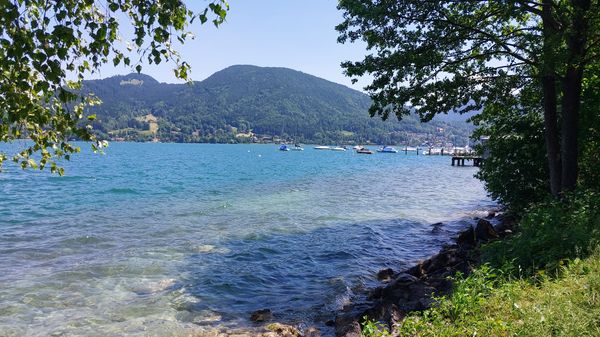 Frische Erholung im klaren Wasser