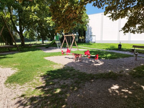 Perfekter Ort für Familienausflüge am Wasser