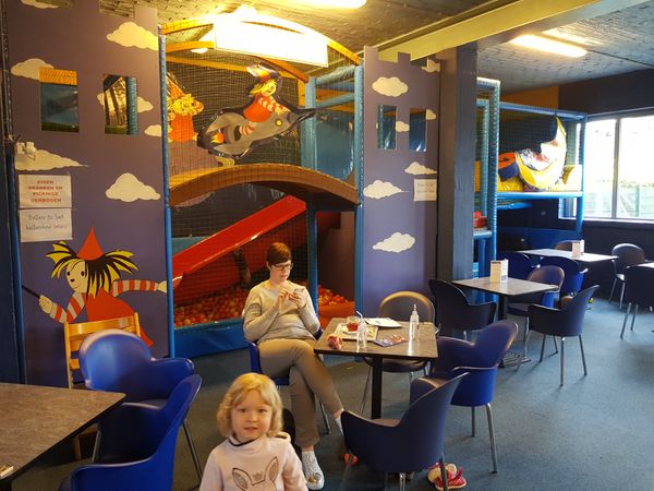 Indoor-Spielplatz Abenteuer