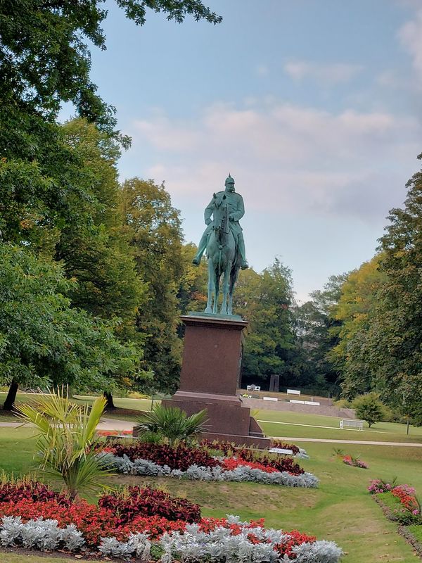 Spaziergang durch historische Gärten