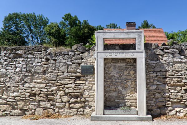 Erlebe Kunst und Kultur in der Ehemaligen Synagoge