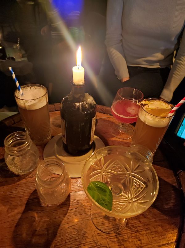 Prohibition-Bar mit Geheimgang