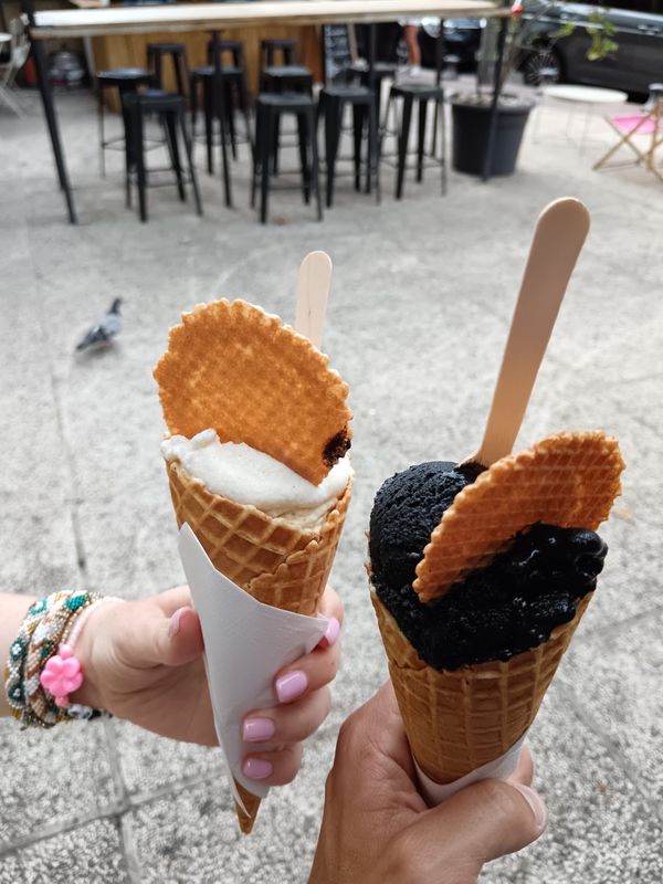 Eiscreme mit einem Geheimnis