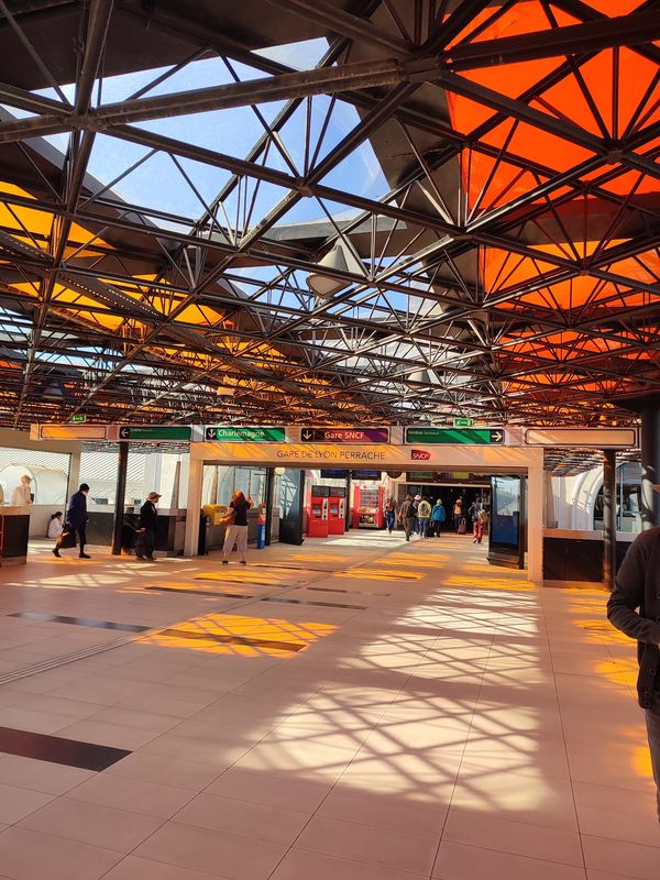 Geheimer Garten auf dem Bahnhof