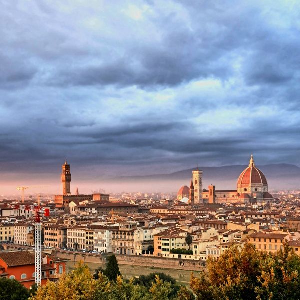 Sonnenuntergang mit Blick über Florenz