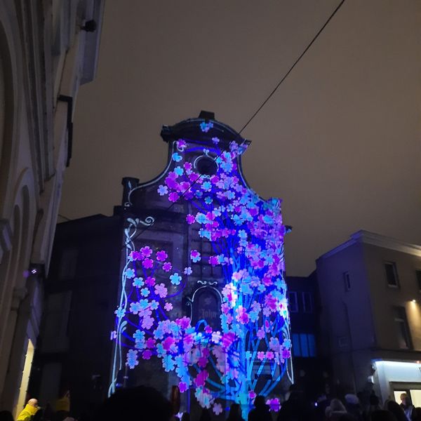 Stadt in magischem Licht