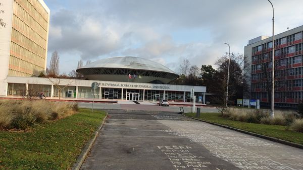 Grüne Oase der Bildung